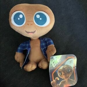 🛸🌕 E.T. Plush with Flannel Shirt – Cuter Than Your First Crush! 💫📞